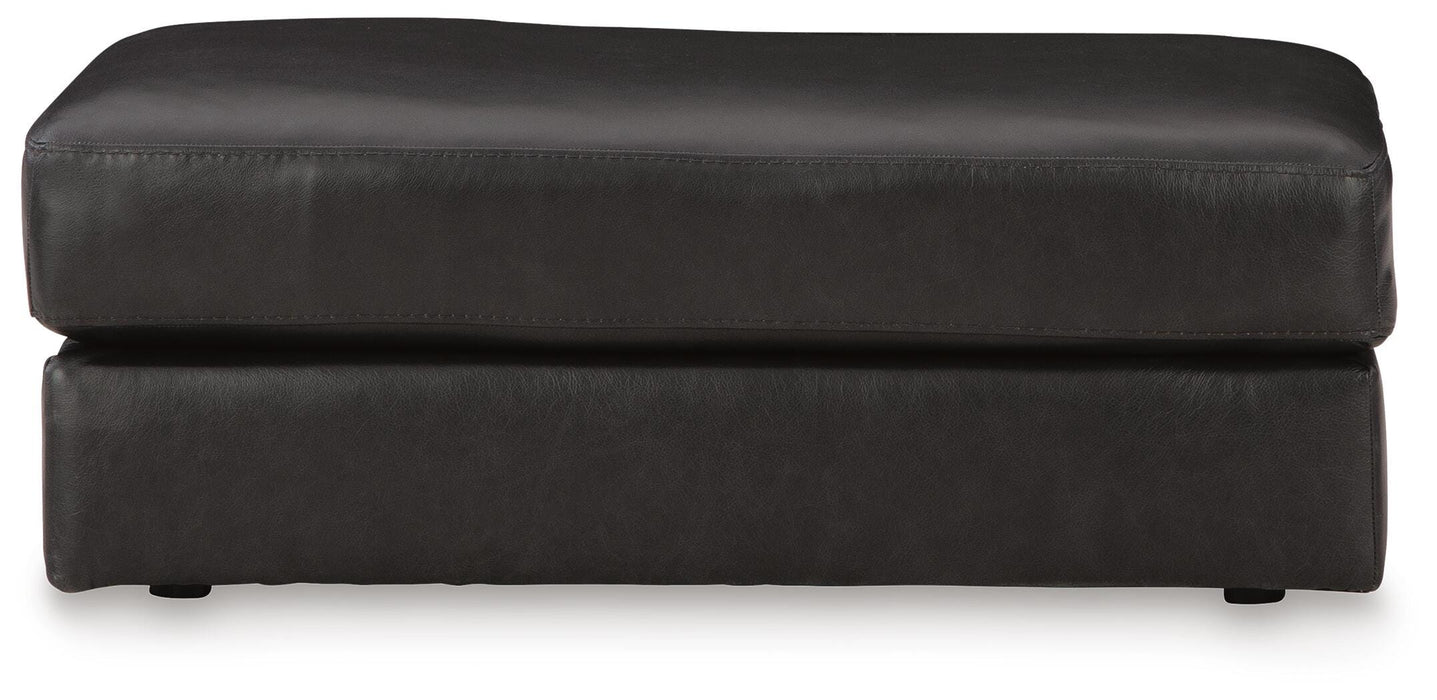Amiata Onyx Living Room Collection