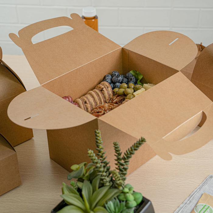 Restaurantware Bio Tek 10 x 7 x 8 Inch Gable Boxes For Party Favors, 25 Attractive Gift Boxes - With Built-In Handle, Greaseproof, Kraft Paper Gable Boxes, For Birthday Parties And Weddings