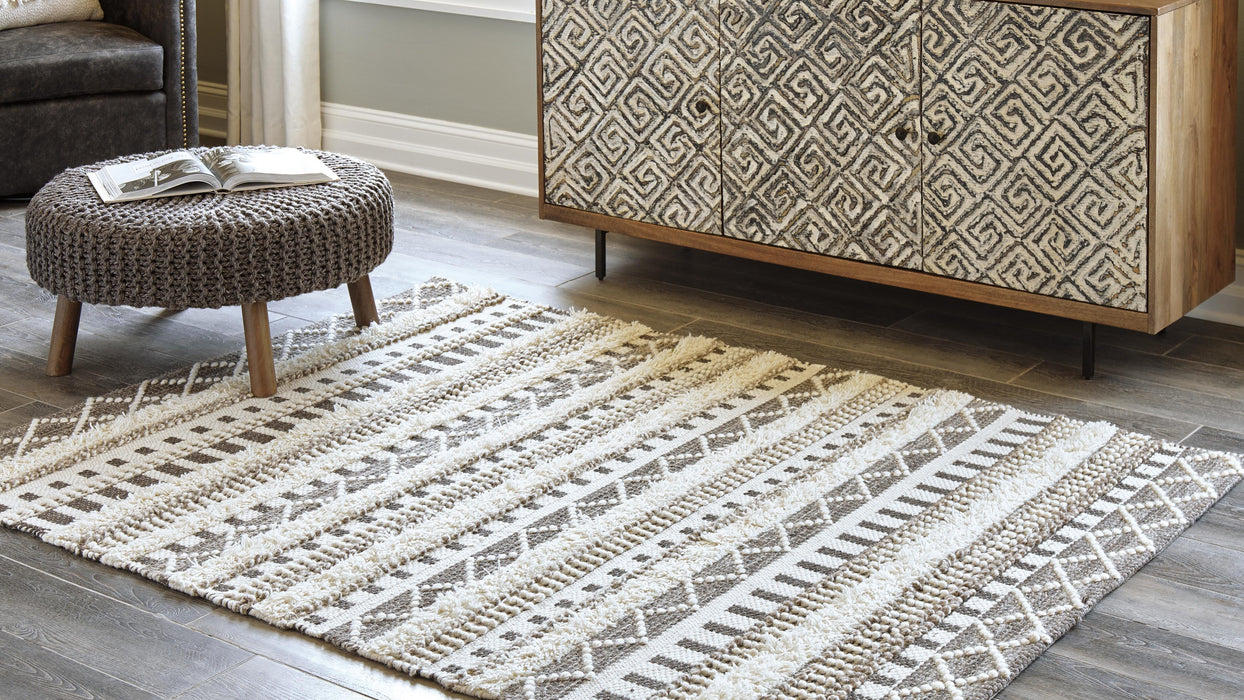 Karalee Ivory/Brown Large Rug