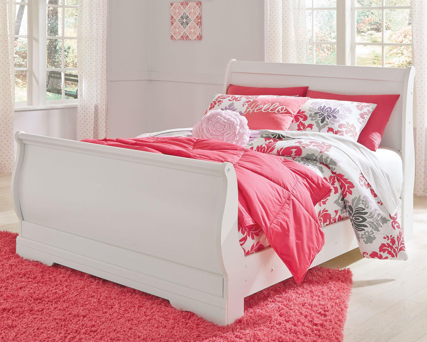 Anarasia White Anarasia Full Sleigh Bed