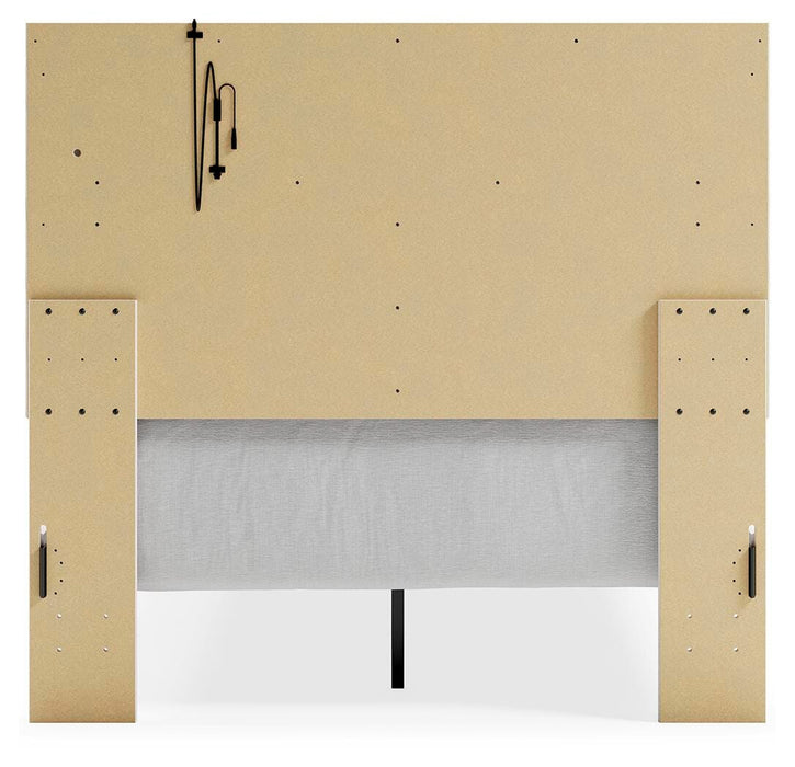 Altyra White Altyra Full Panel Bed