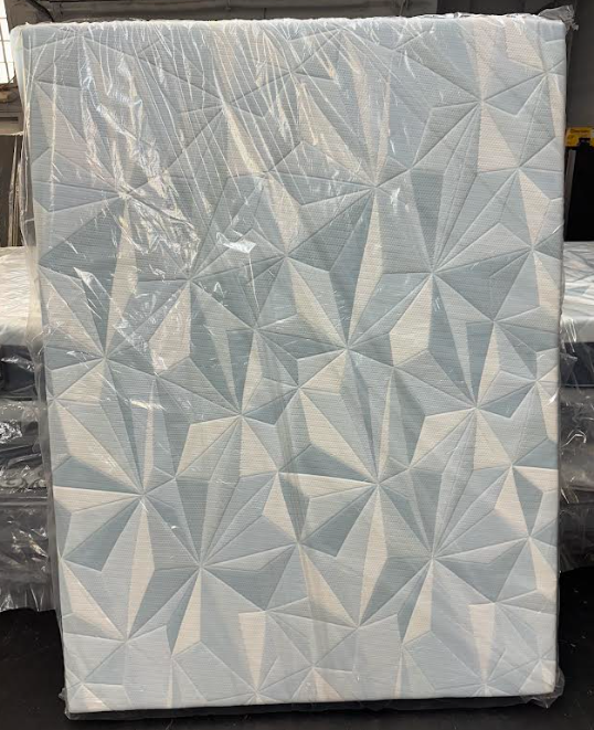 Premium Ultra-Firm Orthopedic Mattress – Geometric Knit Cover – Back Support & Spinal Alignment - Queen - new