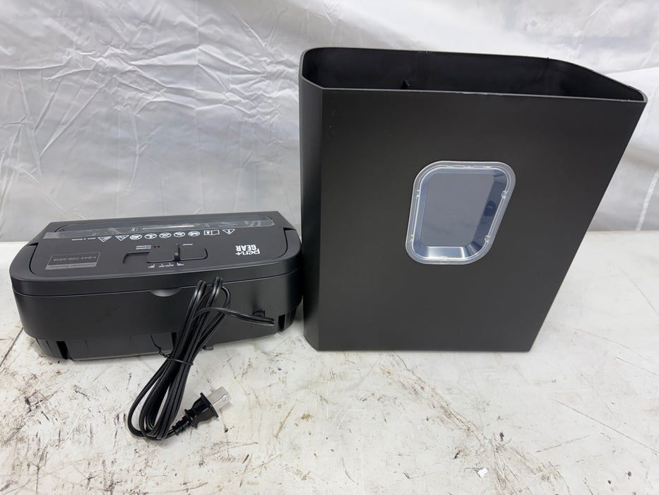 Pen+Gear 6-Sheet Cross-Cut Paper/Credit Card Shredder with 3.7 Gallon Bin, Black, Home & Office Use - new