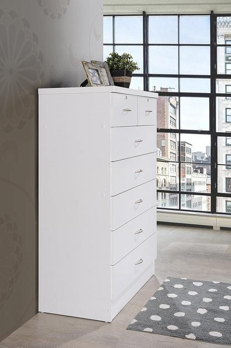HODEDAH 7 Drawer Wood Dresser for Bedroom, 31.5 inch Wide Chest of Drawers, with 2 Locks on the Top Drawers, Storage Organization Unit for Clothing, White - new