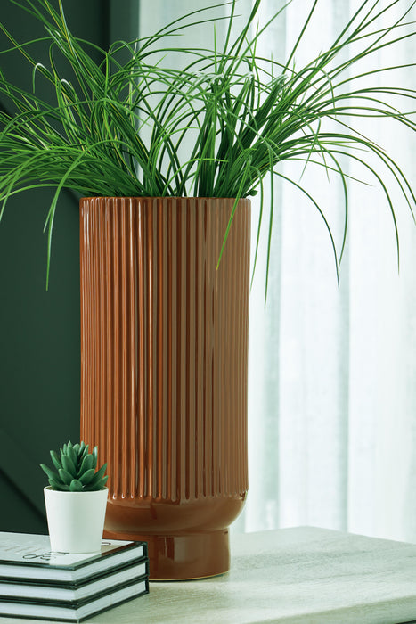 Avalyah Burnt Umber Vase (2/CS)