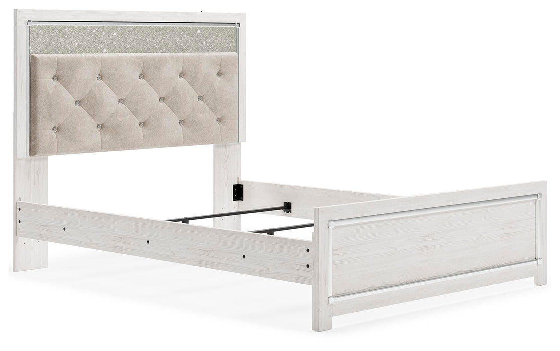 Altyra White Altyra Queen Panel Bed
