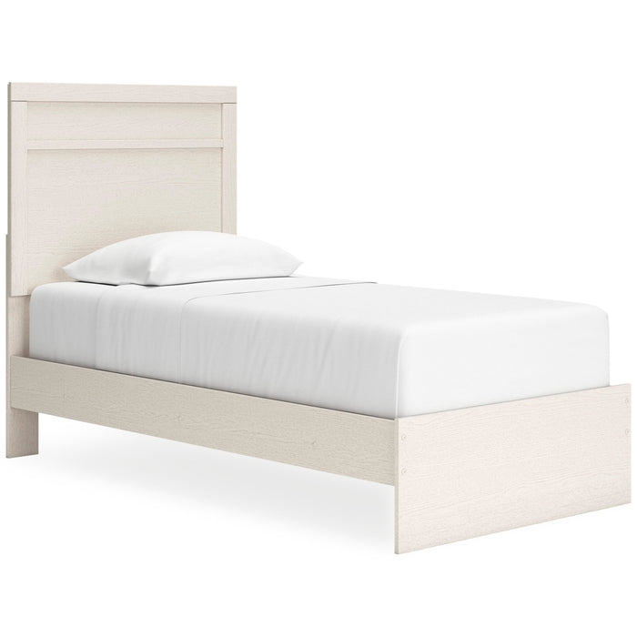 Stelsie White Stelsie Twin Panel Bed