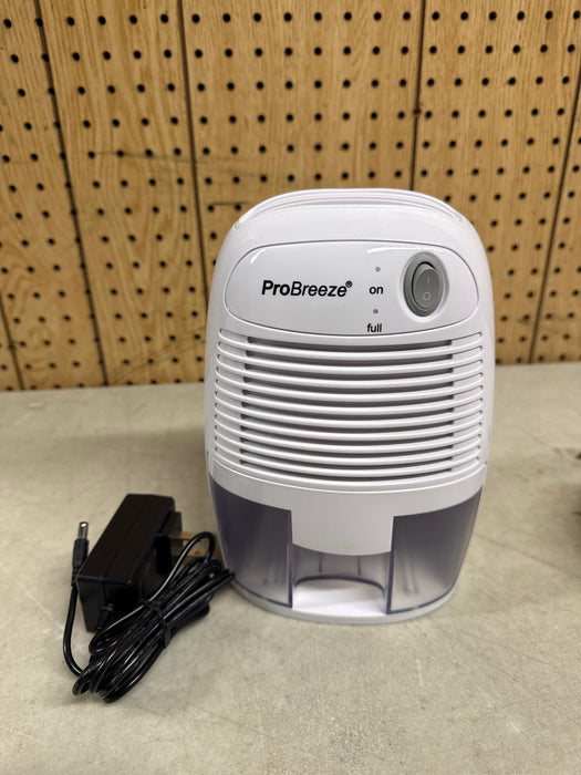 Pro Breeze 1 Pint Portable Dehumidifier Ultra Quiet 17oz Dehumidifier for Rooms up to 215 sqft, Closet - new