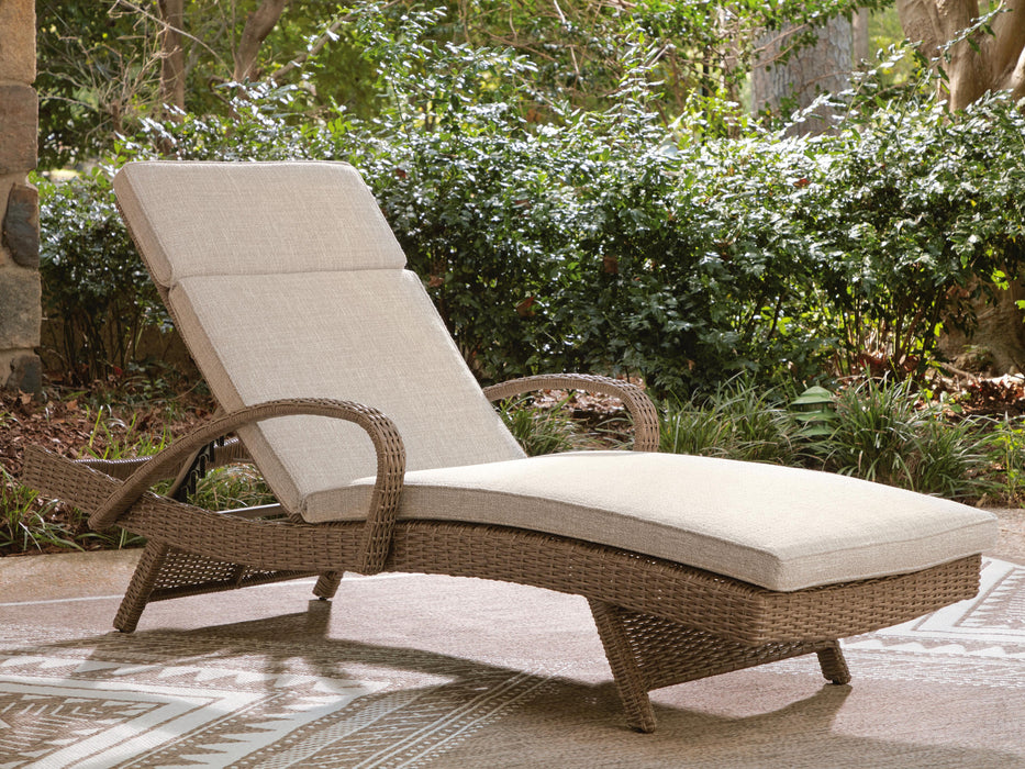Revare Beach Beige Chaise Lounge with Cushion