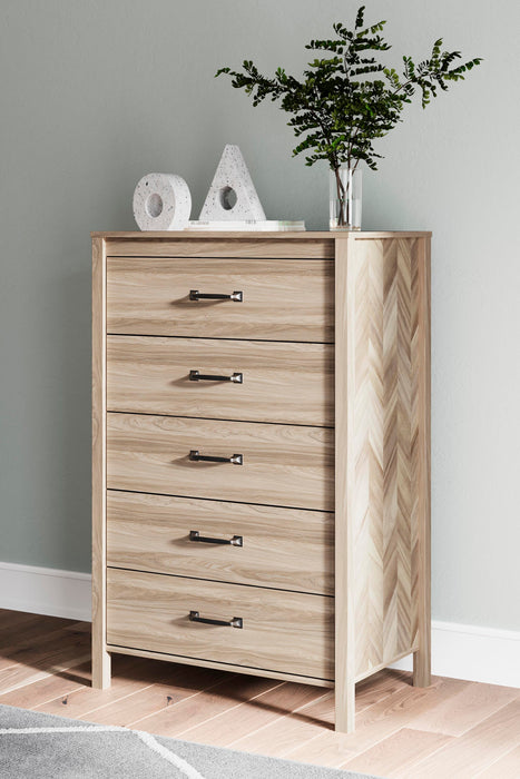 Battelle Tan Bedroom Furniture Pieces