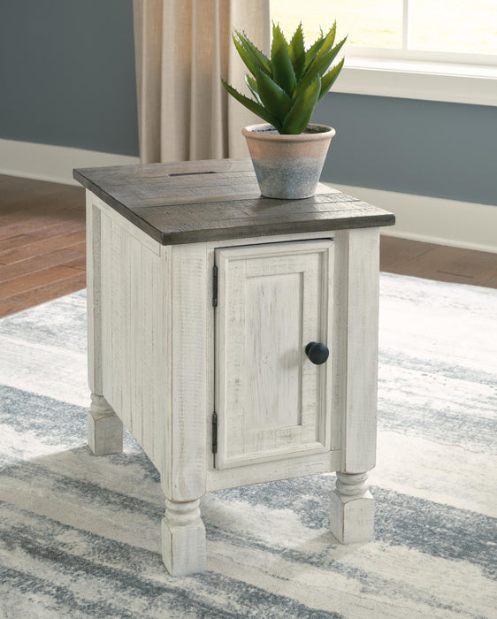 Havalance White/Gray Chair Side End Table
