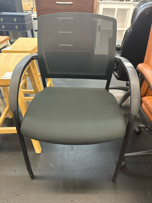 HON Lota Office Guest Chair Stackable Waiting Room Chairs - Mesh Back Side Office Guest Chairs & Reception Chairs with Wheels, Arms - Lobby Chairs for Conference, Breakroom, Church, School,