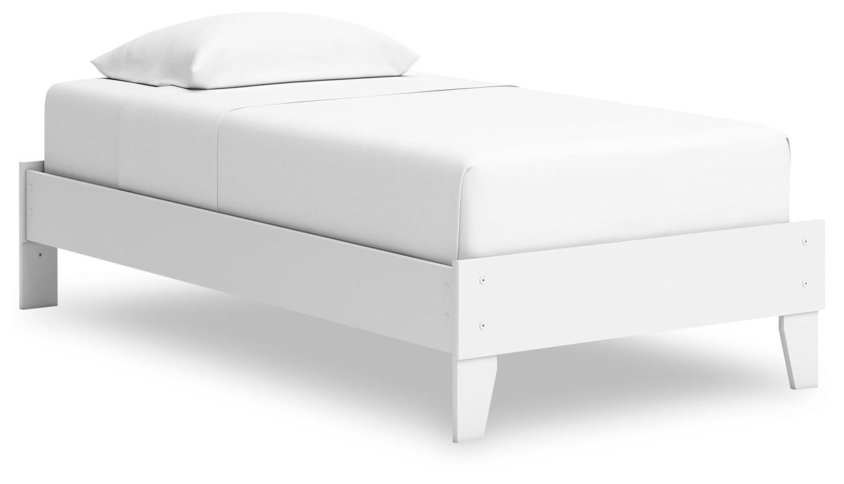 Hallityn White Bedroom Furniture Pieces