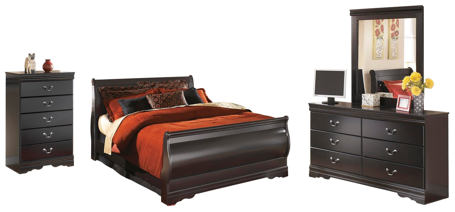 Huey Vineyard Black Sleigh Bedroom Collection
