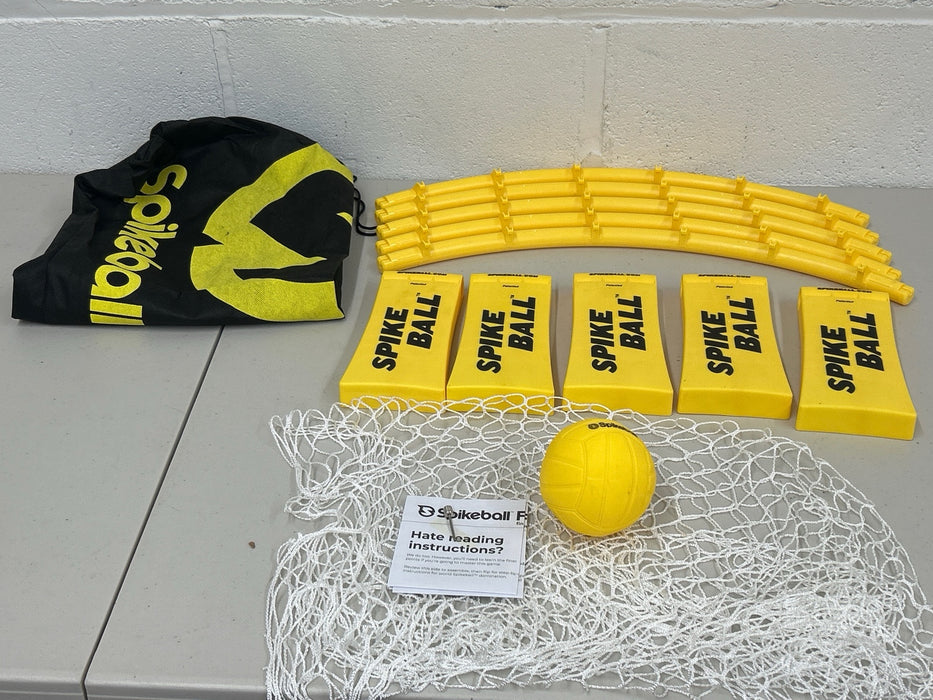 Spikeball Family Set with Bag, Playing Net & Ball - new