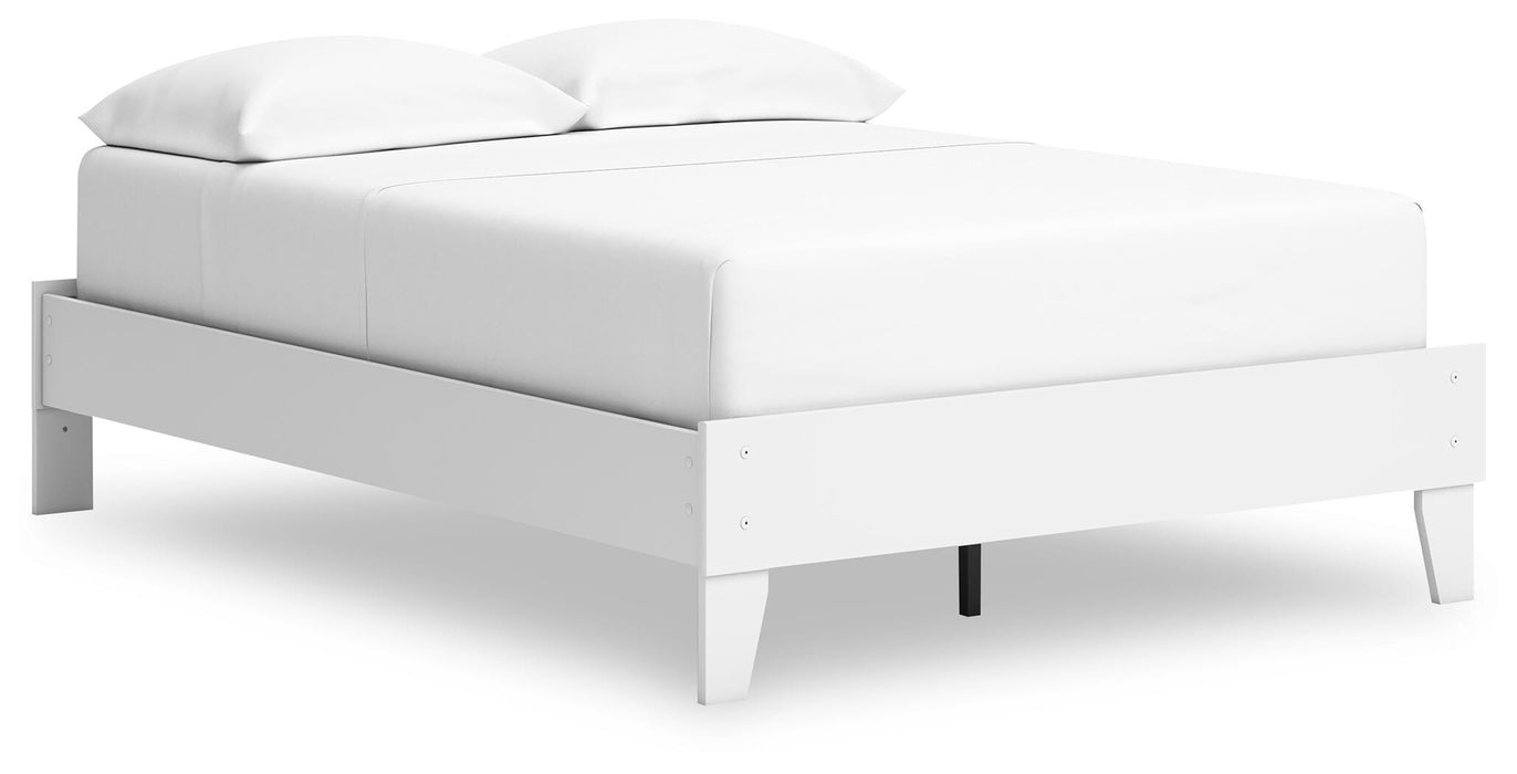 Hallityn White Platform Bedroom Collection