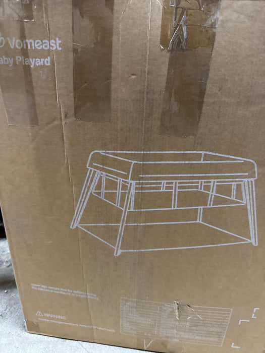 Vomeast Travel Crib, Baby Bassinet Portable Crib, Baby Playard Foldable with Baby Mattress, Gray - new