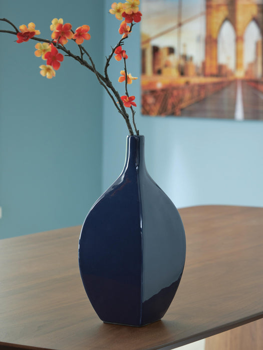 Abtinson Navy Vase