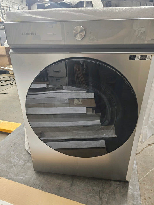 Samsung - BESPOKE 7.6 Cu. Ft. Stackable Smart Gas Dryer with Steam and Super Speed Dry - Silver Steel - open_box