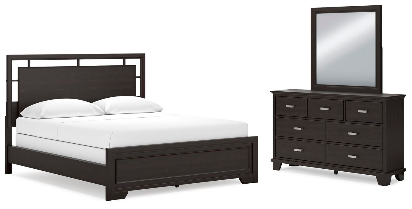 Covetown Dark Brown Covetown California King Panel Bed with Mirrored Dresser