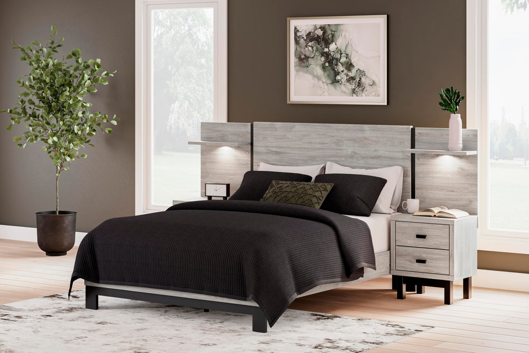 Vessalli Gray Vessalli Queen Panel Bed with Extensions