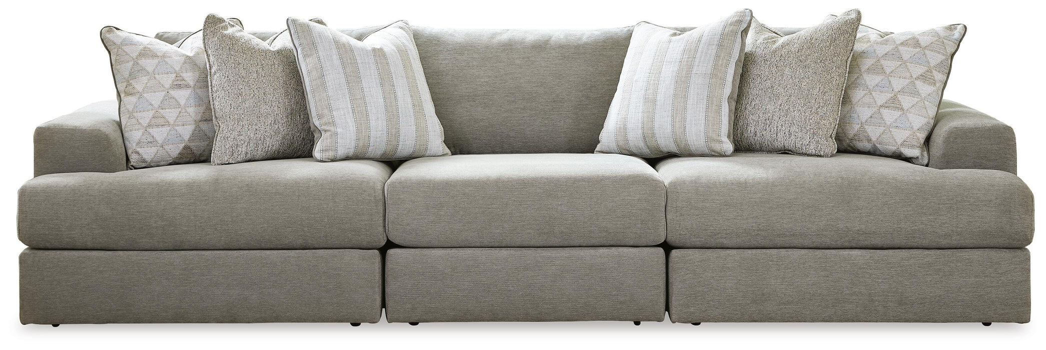 Avaliyah Ash Living Room Collection