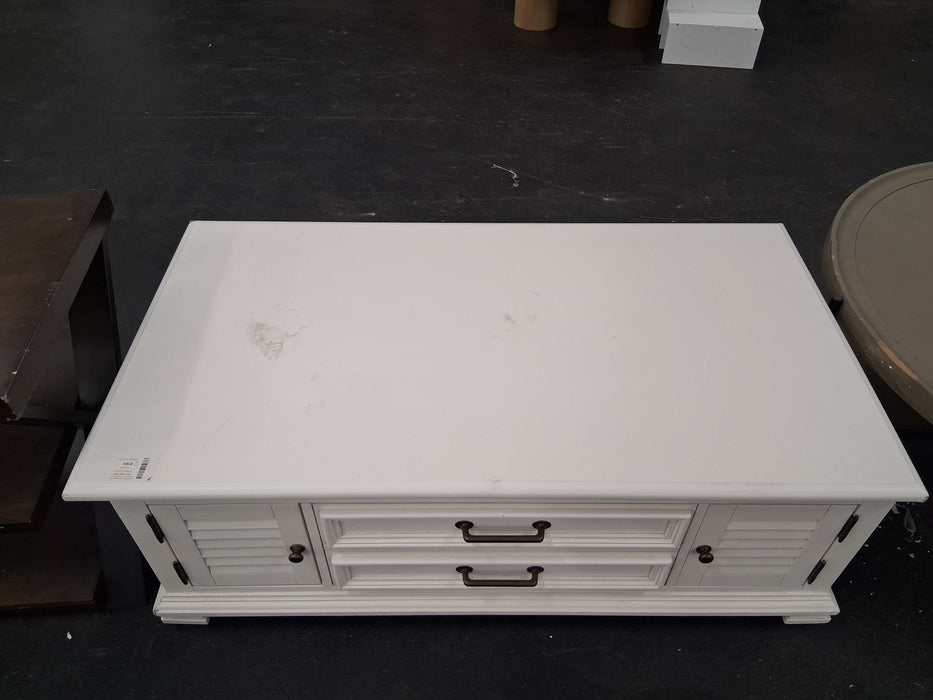 Charlestown White 48" Lift Top Coffee - new