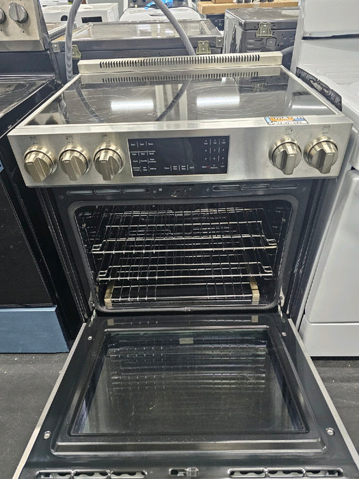 BEKO SLER30532SS SLIDE IN ELECTRIC RANGE Stainless Steel - use_like_new