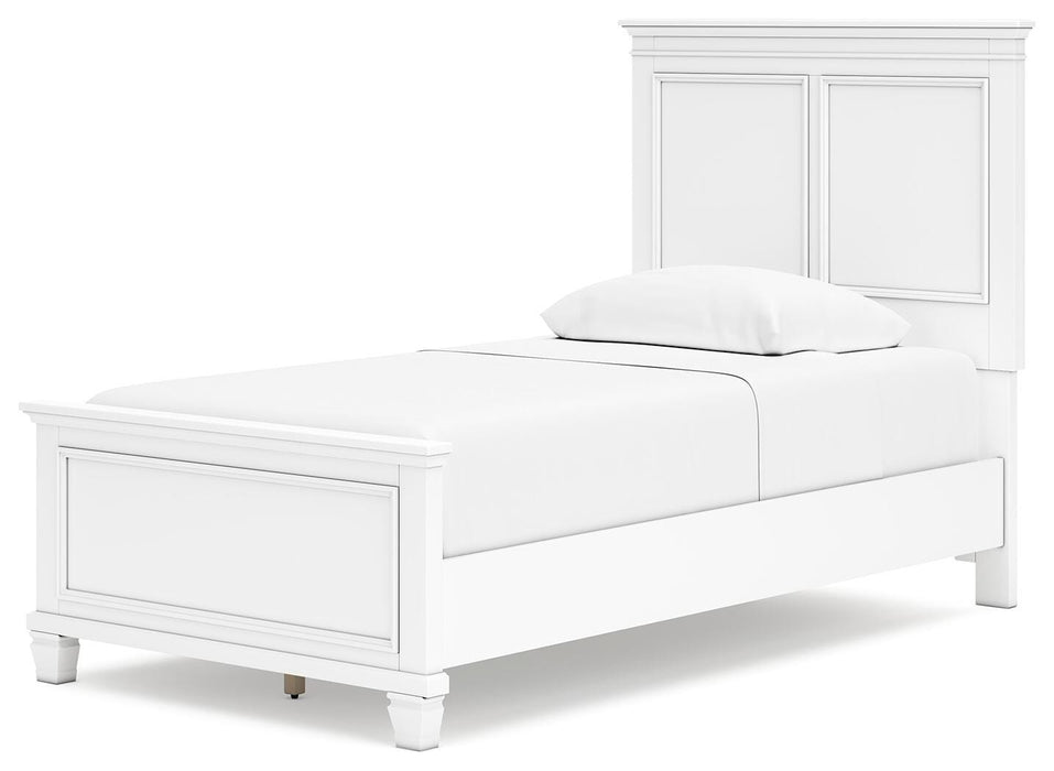 Fortman White Fortman Twin Panel Bed