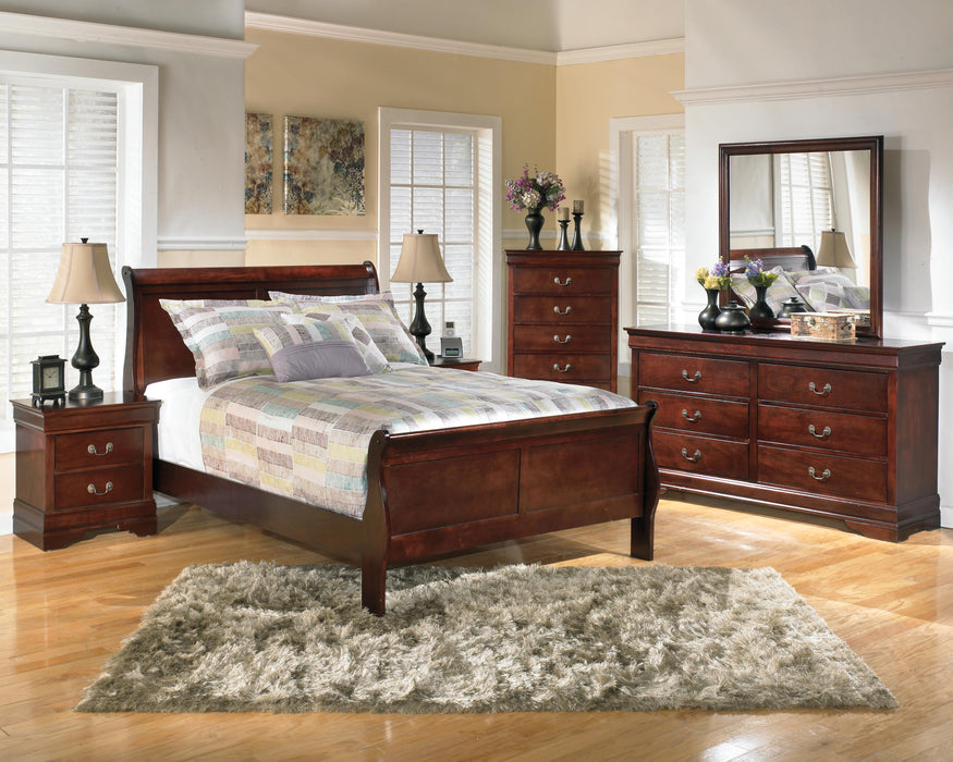 Alisdair Reddish Brown Alisdair Full Sleigh Bed