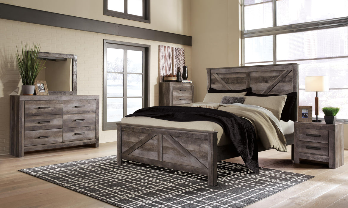 Wynnlow Gray Wynnlow King Crossbuck Panel Bed with Mirrored Dresser, Chest and Nightstand