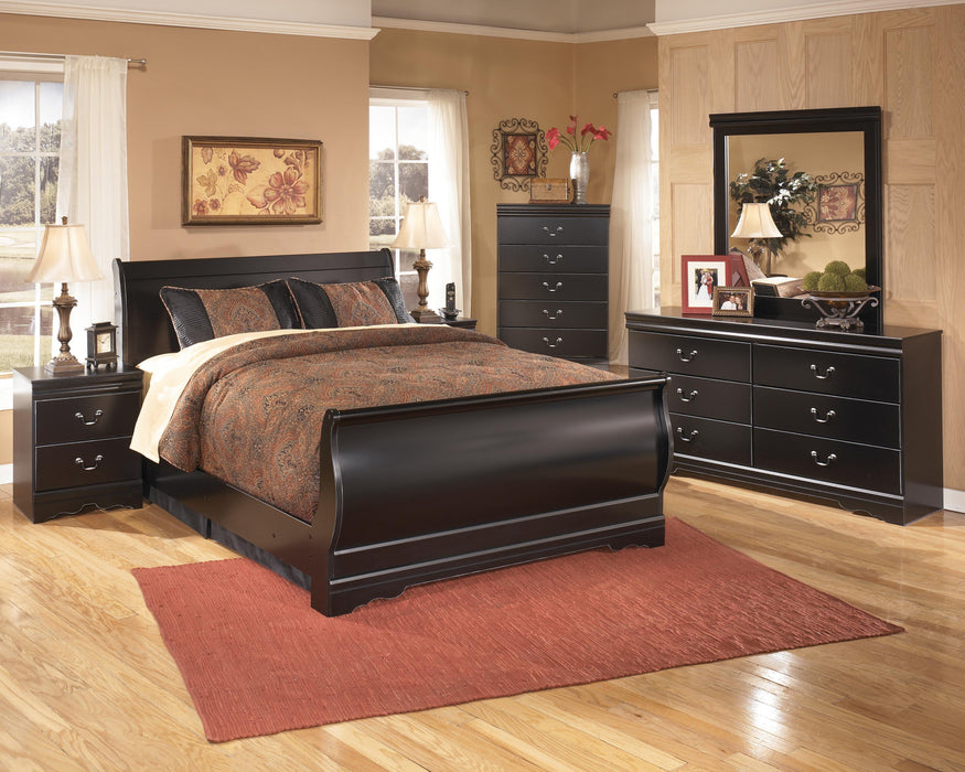 Huey Vineyard Black Huey Vineyard Queen Sleigh Bed