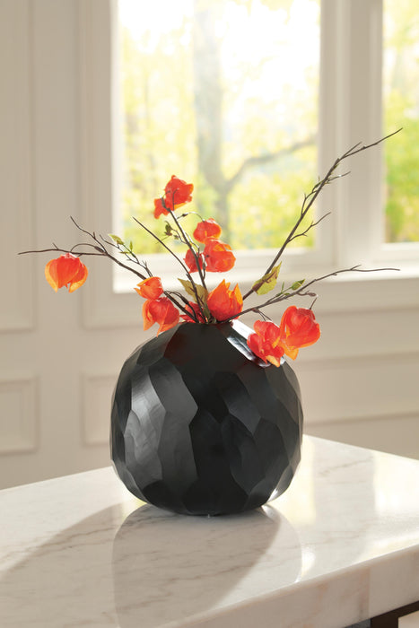 Ryanford Black Vase