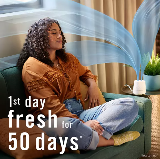 Febreze PLUG Scent Booster Kit, CALM Lavender + Vanilla Bean and April Fresh, 1 Device + 3 Refills - open_box