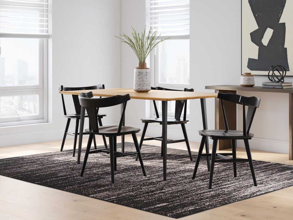 Gretlynn Black/Natural Gretlynn Dining Table and 4 Chairs