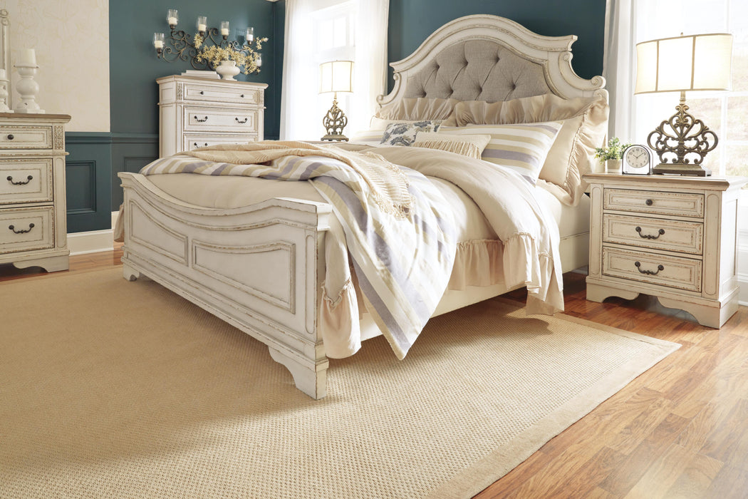 Realyn Chipped White Realyn King Upholstered Panel Bed