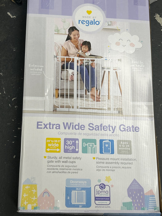 Regalo Extra Wide Walk-Through Baby Gate with Door, 29.5-38.5 in, White, Ages 6-24 Months - open_box