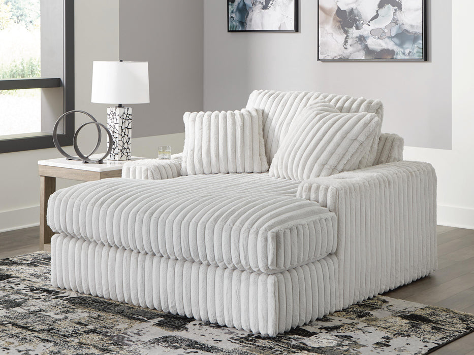 Stupendous Alloy Oversized Chaise