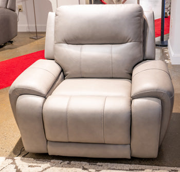 Trendsetter Ash Living Room Collection