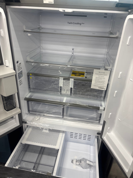 Samsung - BESPOKE 30 cu. ft. 3-Door French Door Smart Refrigerator with Beverage Center - Stainless Steel - new