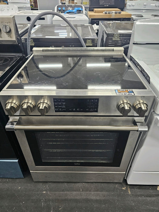 BEKO SLER30532SS SLIDE IN ELECTRIC RANGE Stainless Steel - use_like_new