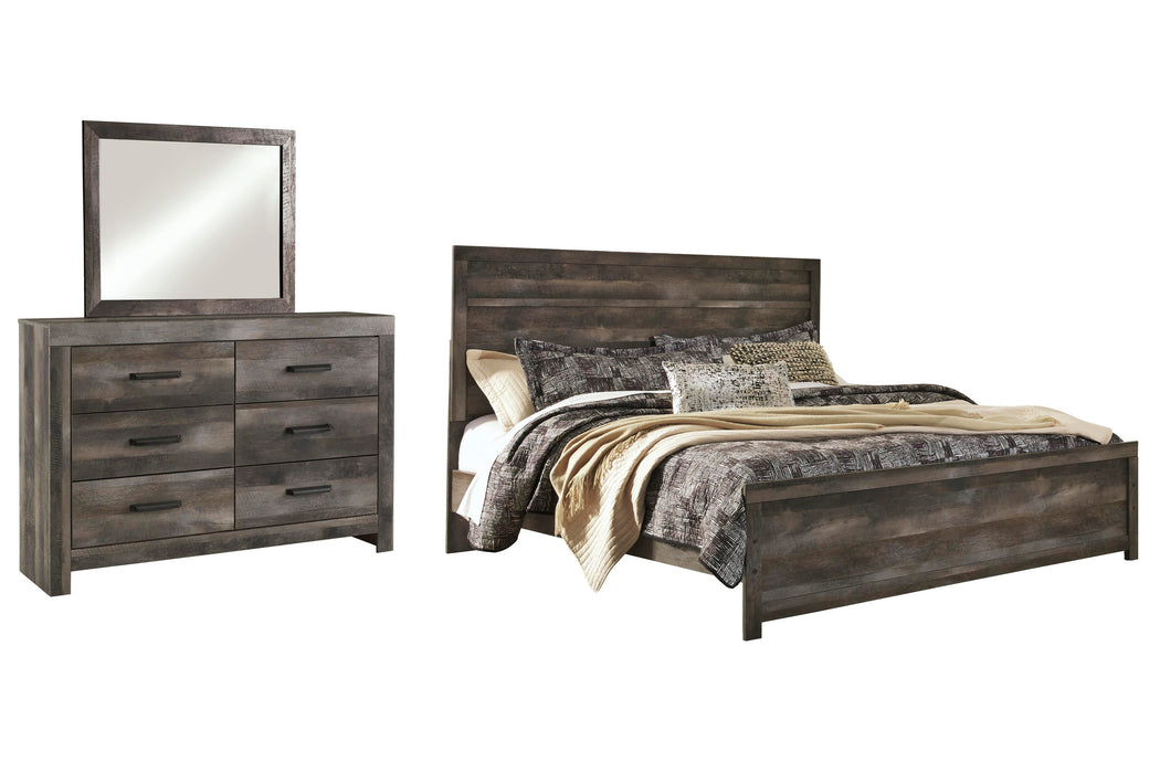 Wynnlow Gray Wynnlow King Panel Bed with Mirrored Dresser