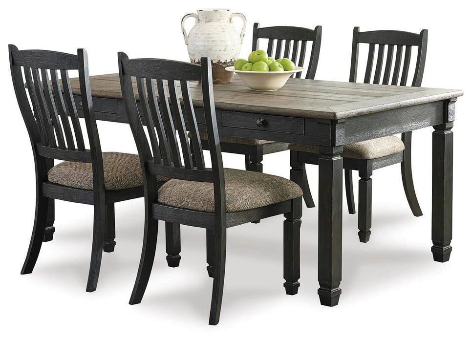 Tyler Creek Black/Gray Tyler Creek Dining Table and 4 Chairs