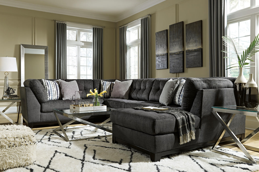 Reidshire Steel Reidshire 3-Piece Sectional with Chaise
