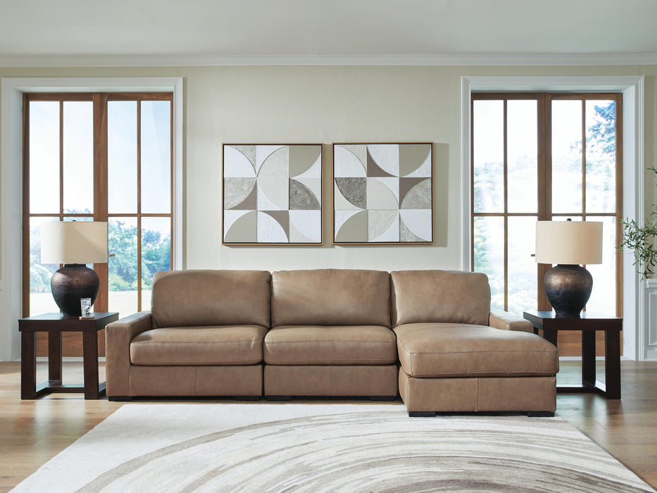 Veronella Sahara Veronella 3-Piece Sectional with Chaise