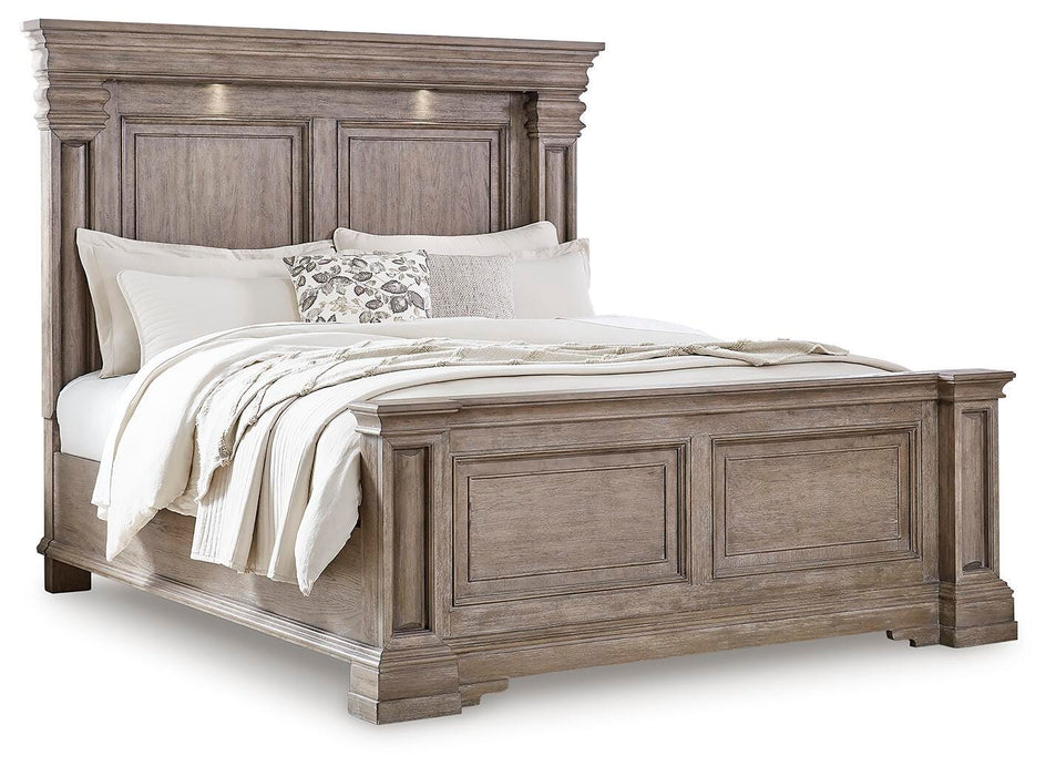 Blairhurst Light Grayish Brown Blairhurst Queen Panel Bed