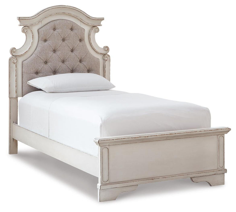 Realyn Chipped White Realyn Twin Panel Bed
