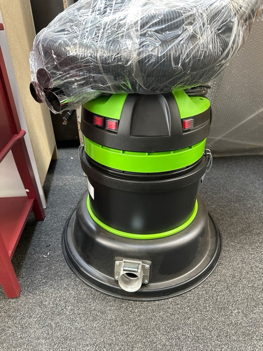 IPC Eagle 55 Gallon Industrial Barrel Vacuum (#GC390) - Triple 500W Vacuum Motors - new