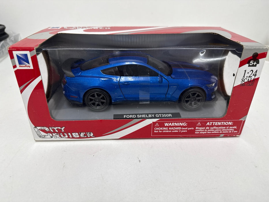 NEWRAY - Car Scale 1:24 - FORD USA - MUSTANG SHELBY GT350R - new