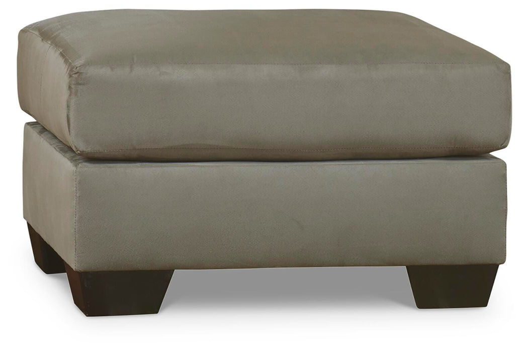 Darcy Cobblestone Living Room Collection